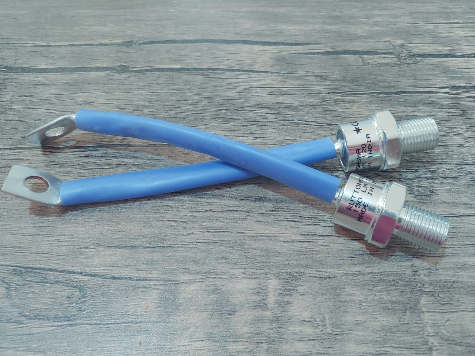 150LM120   150U120  150 AMPER 1200V KAMÇILI DİYOT KATOT