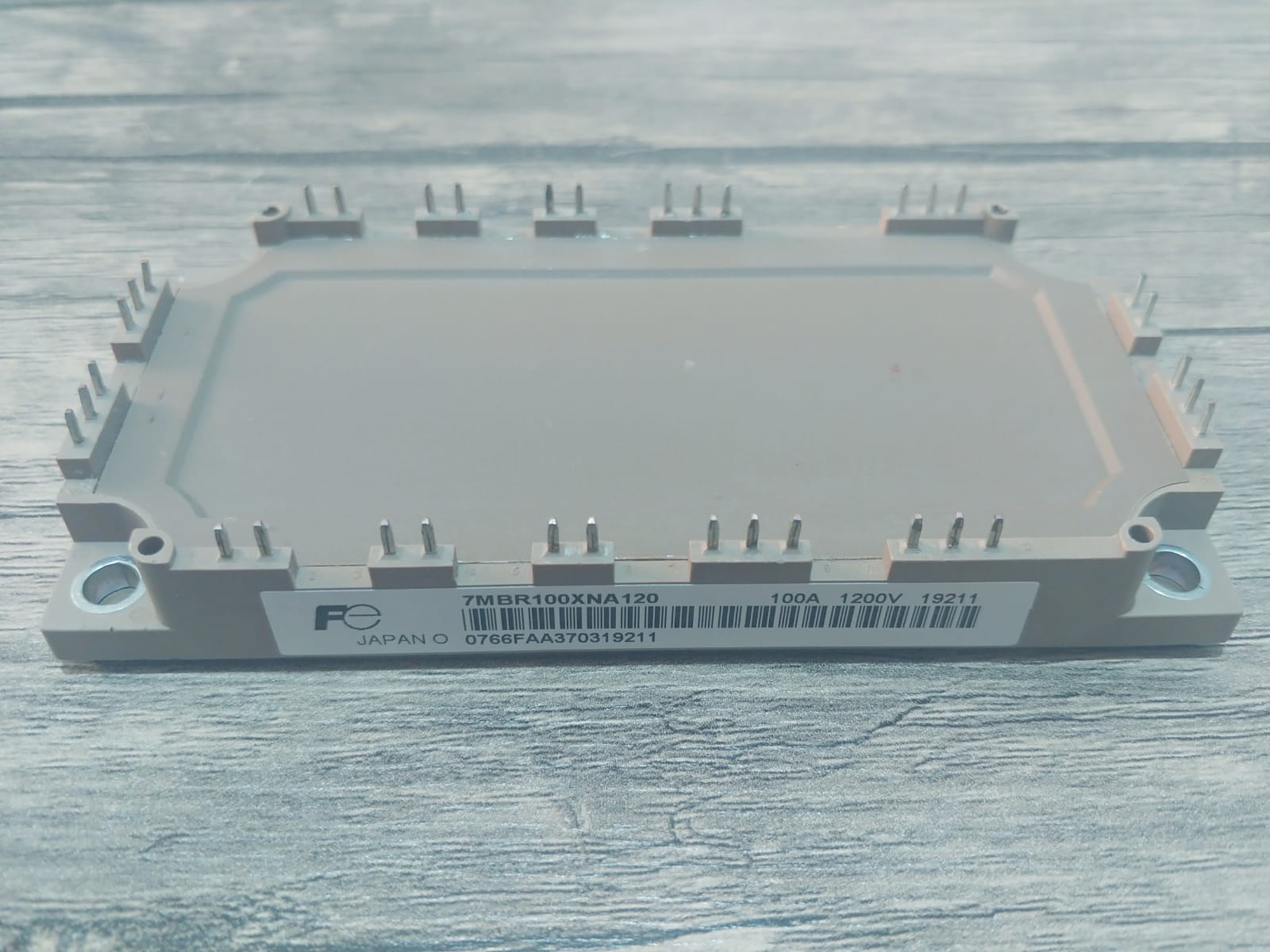 7MBR100XNA120   7MBR100XNA-120