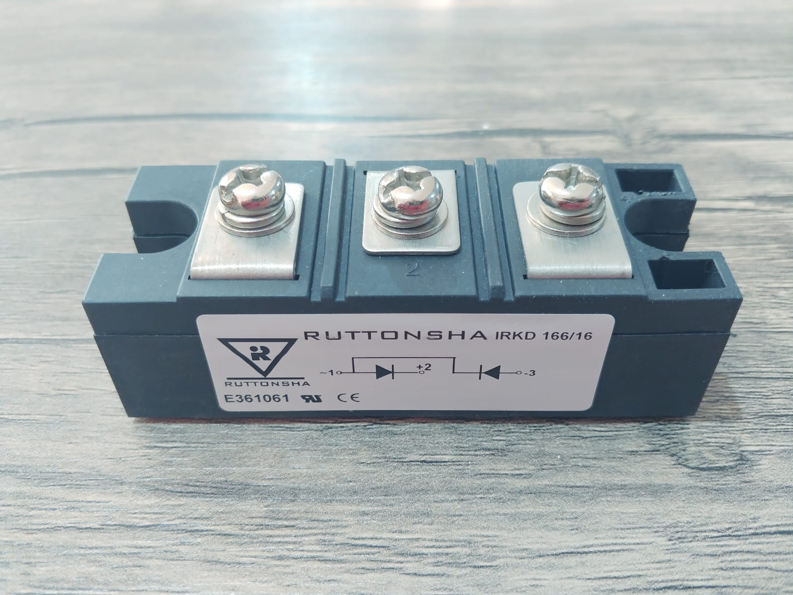 IRKD166/16   166 AMPER 1600 VOLT DİOD DİOD MODÜL