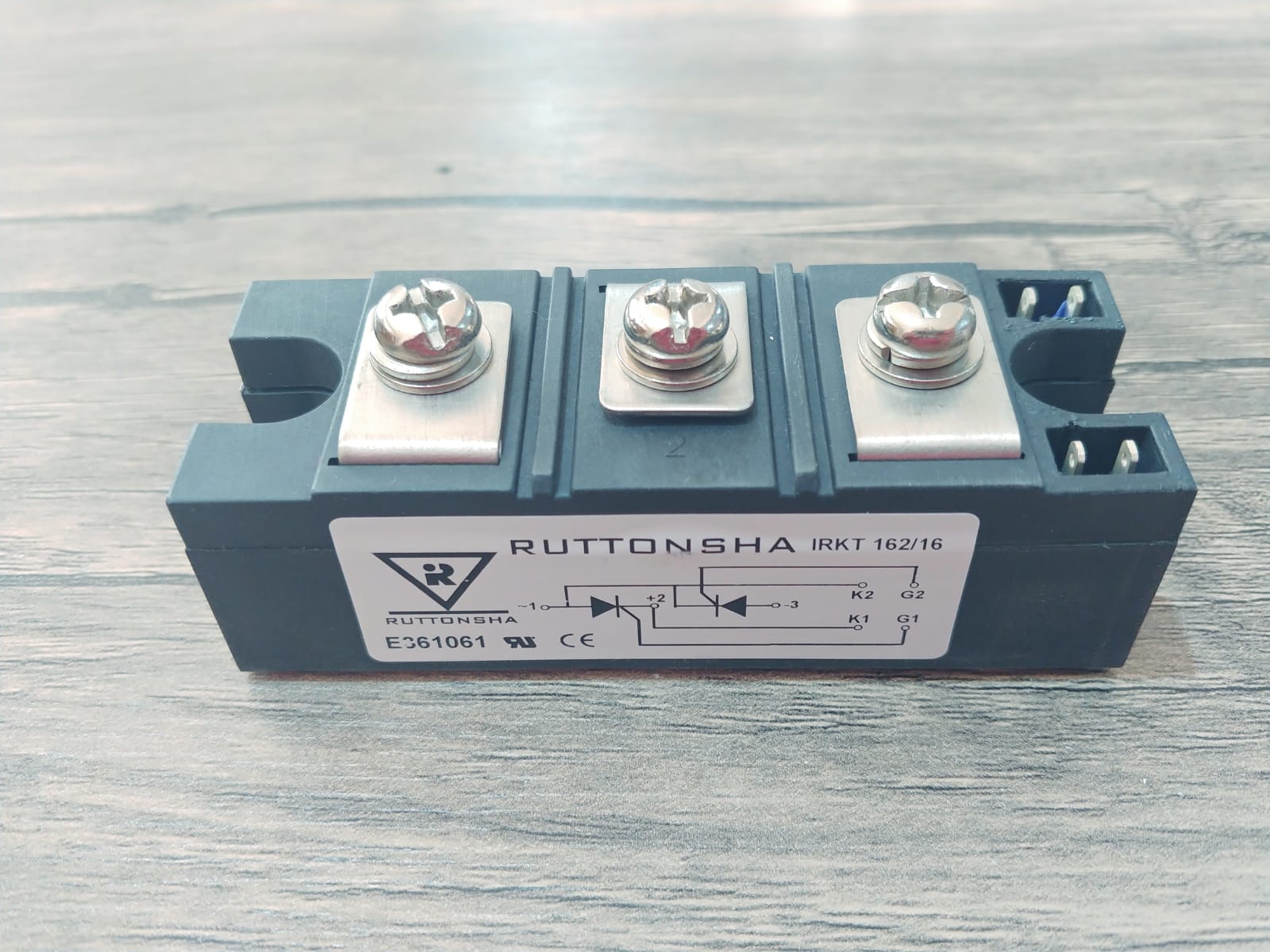 IRKT162/16   162 AMPER 1600 VOLT TRİSTÖR TRİSTÖR MODÜL