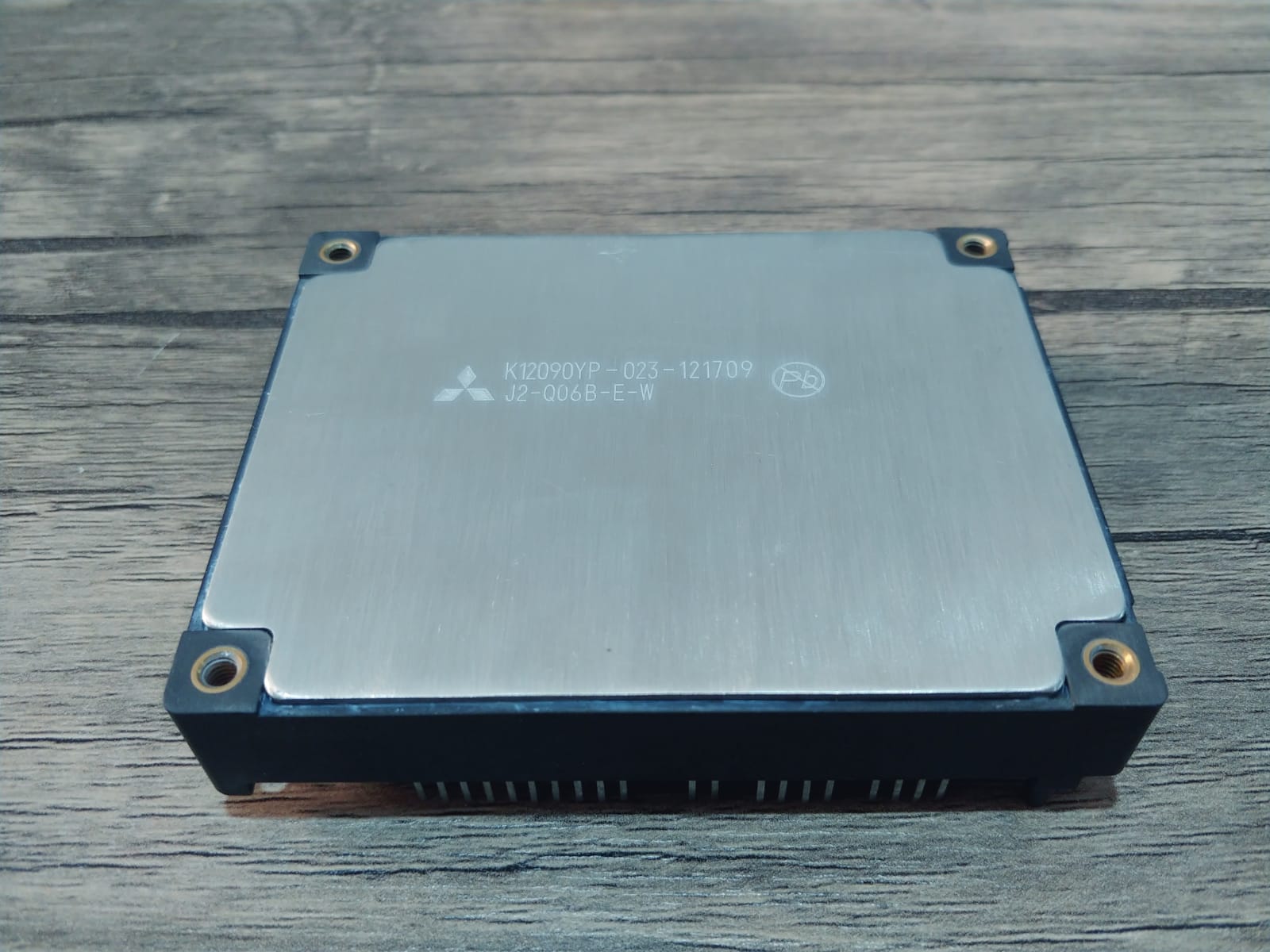 J2-Q06B-E-W