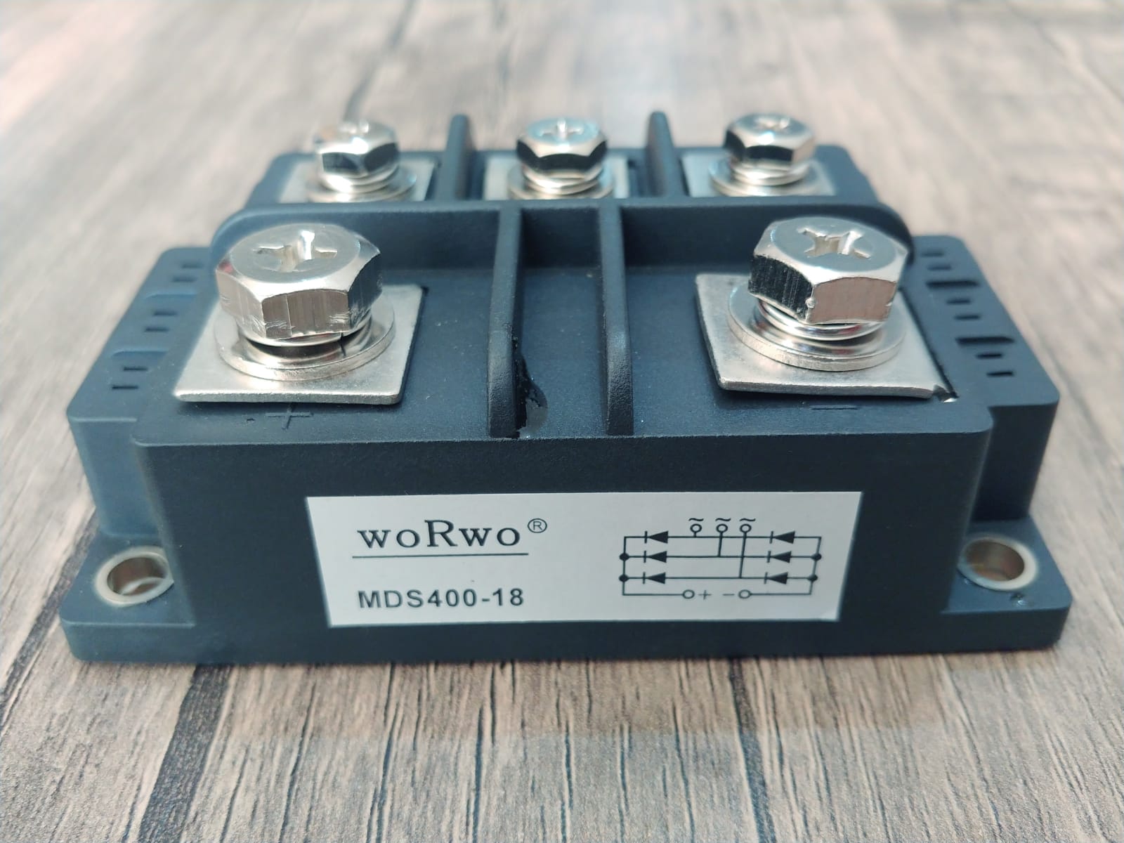 MDS400-16      MDS400-18