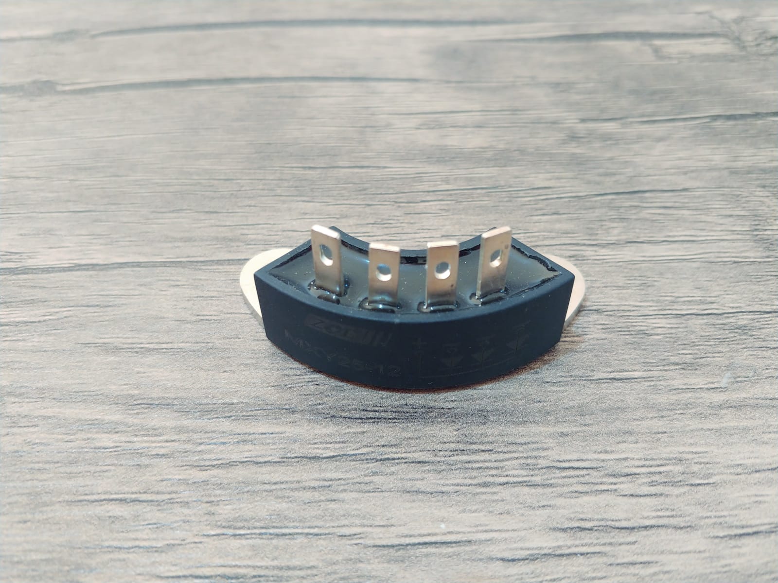 MXY25-12 25 AMPER 1200 VOLT JENETÖR DİYOT