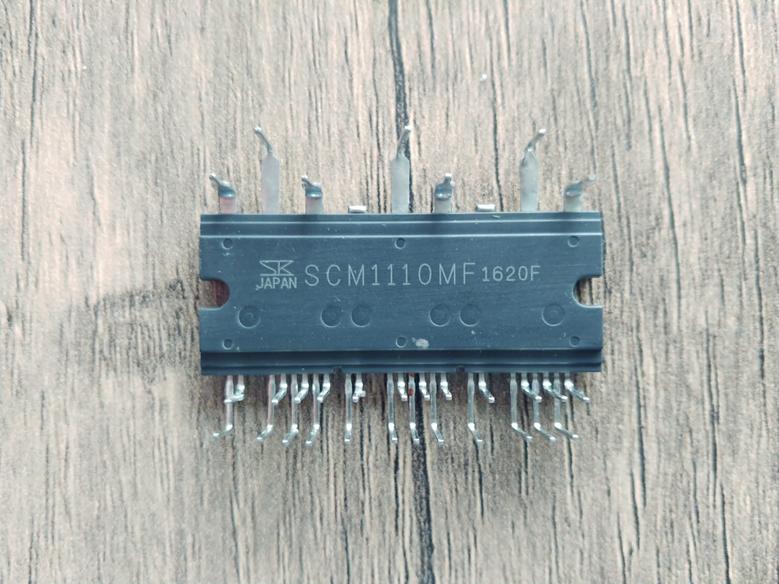 SCM1110MF