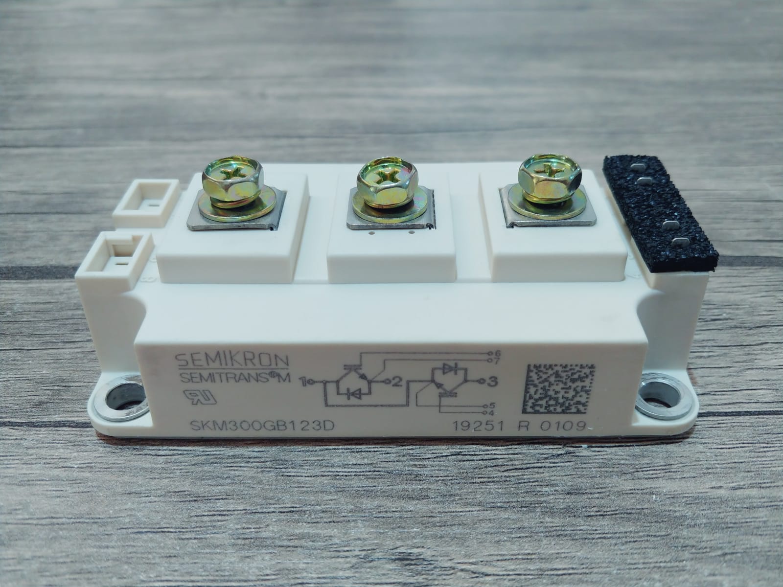 SKM300GB123D