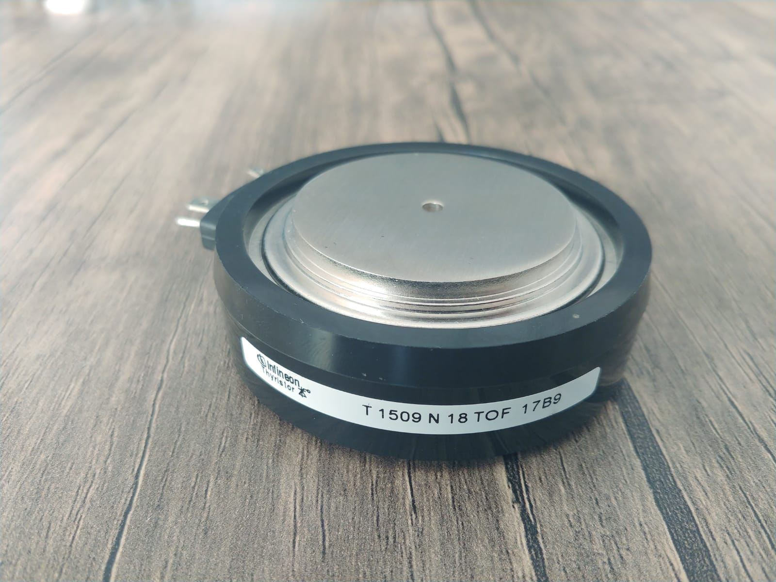 T1509N18TOF