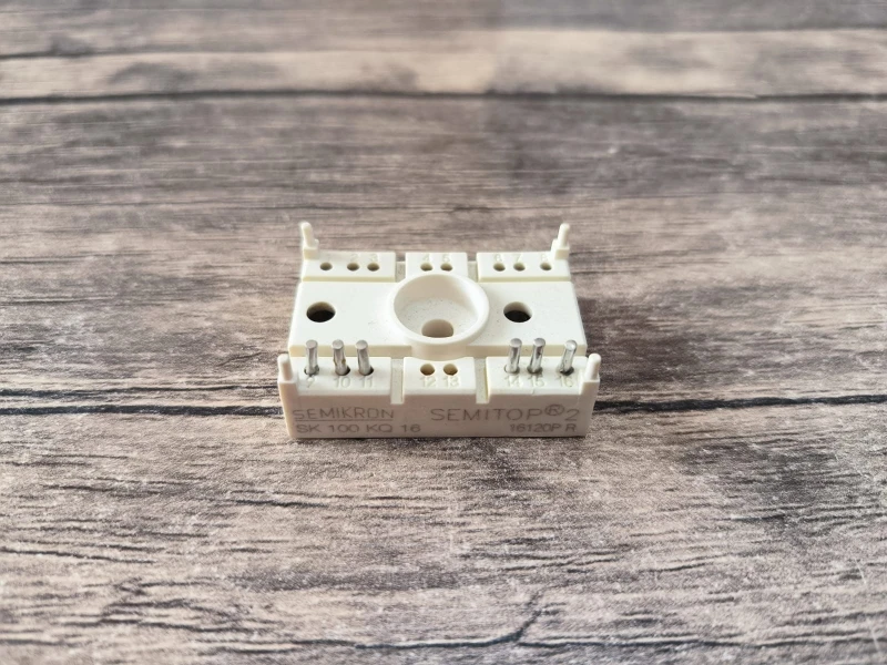 SK100KQ16